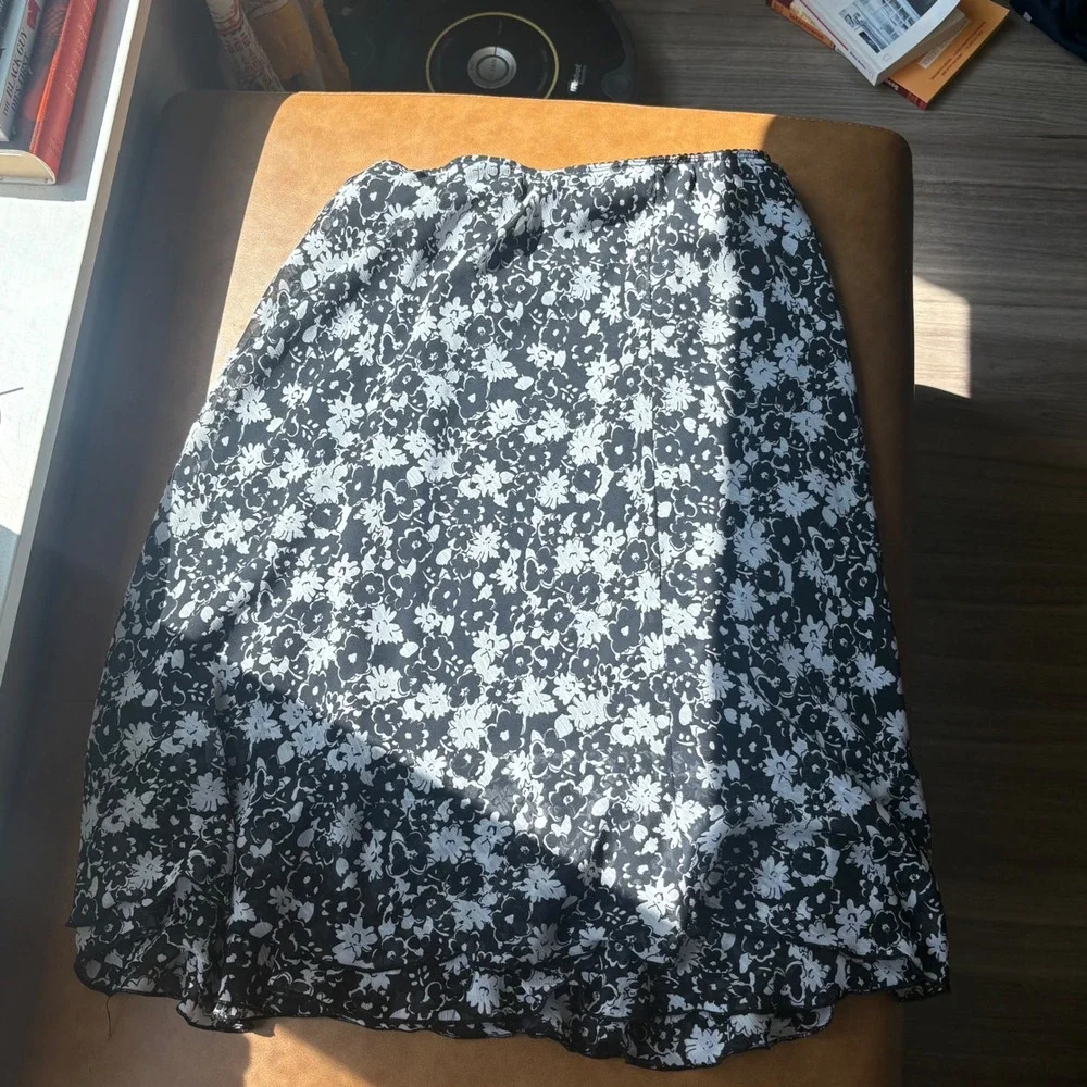 Notations Vintage Y2K Black White Floral Midi Skirt Elastic Waist Size S